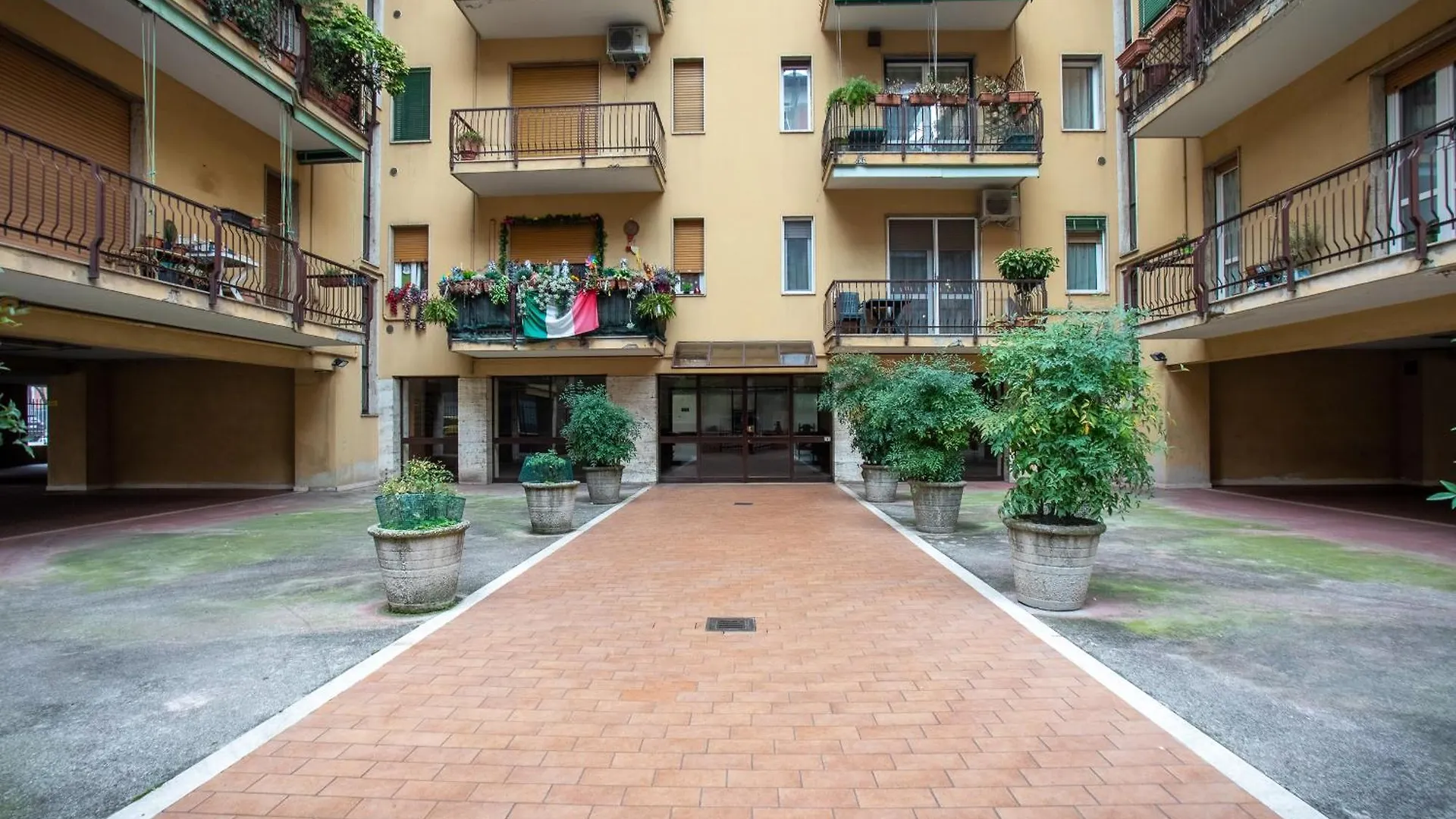 Verona Pop Duplex